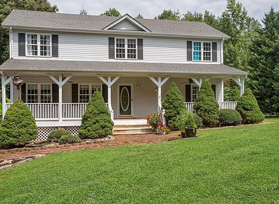 2nd image of 2852 Gaynel Dr