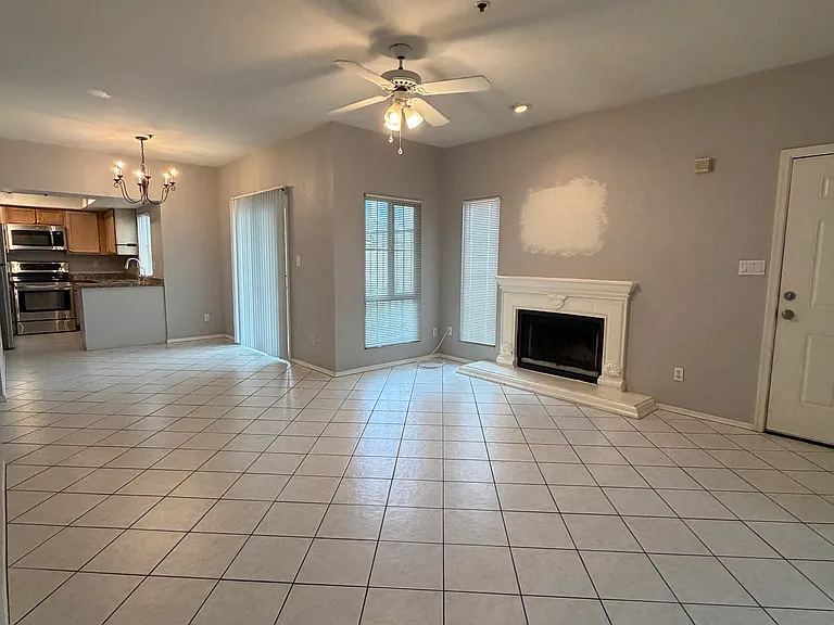 100 E Fillmore St #131 — Photo 13