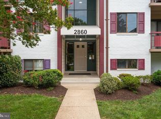2860 Dover Ln APT 202, Falls Church, VA 22042