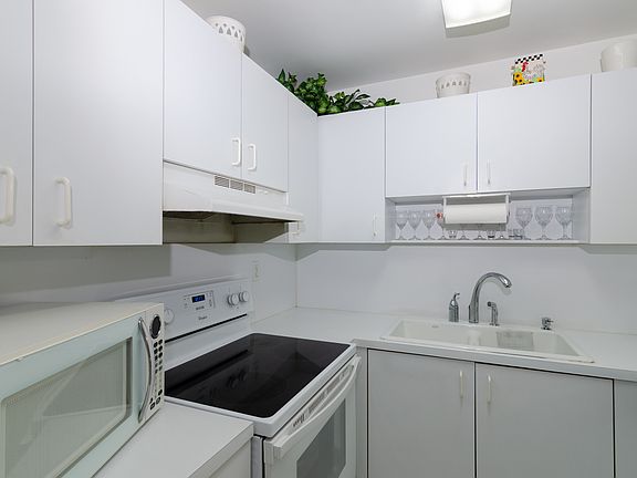 5th image of 8201 NW 8th St #1-206