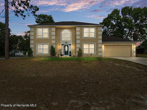 4th image of 5242 Dellbrook Ave