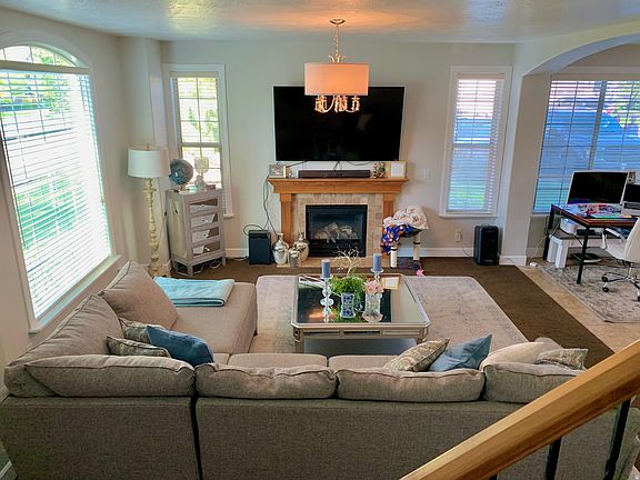 3rd image of 5519 W Coventry Rd