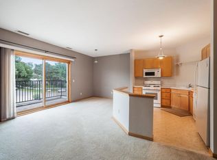3000 Raleigh Ave UNIT 205, Saint Louis Park, MN 55416