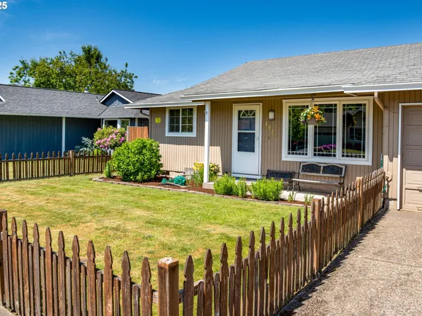 4848 Daisy St, Springfield, OR 97478