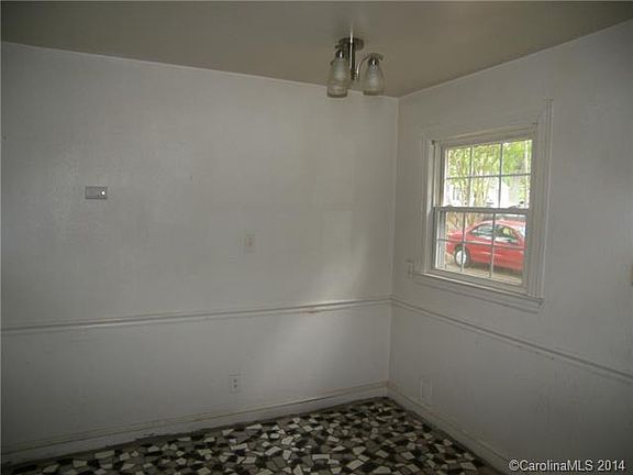 4th image of 2515 Elon St