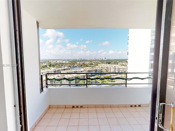 5th image of 500 Three Islands Blvd APT 1107