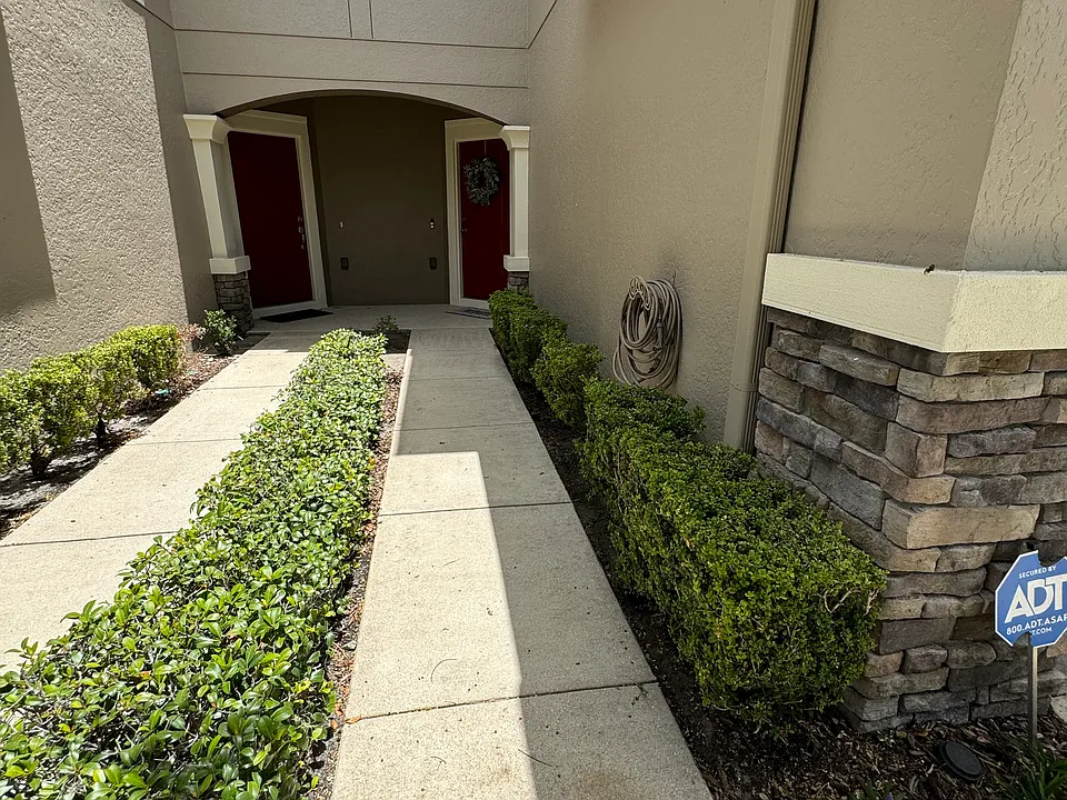 5467 Leighton Ln