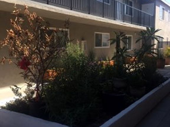 2nd image of 5558-5562 Dairy Ave #6