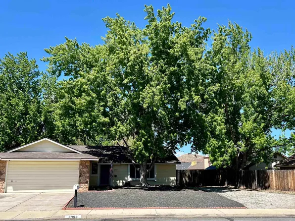 3398 E Candelaria Dr, Sparks, NV 89434