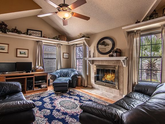 5th image of 1248 Desert Jewel Dr