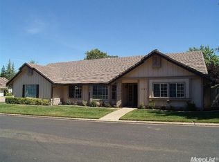 1390 Aberdeen Cir, Roseville, CA 95746