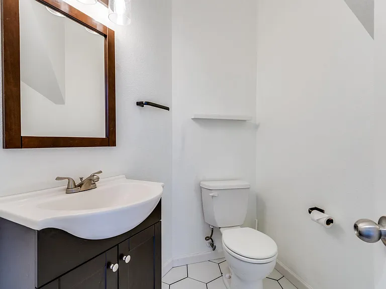 14513 Logan Springs Dr — Photo 22