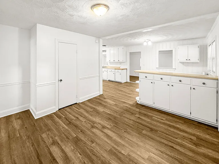 1513 Bethlehem Rd — Photo 15
