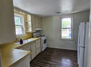 802 N 1st Ave, Wausau, WI 54401