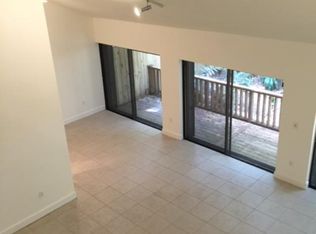 3076 Aviation Ave, Miami, FL 33133