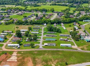 2330 Maxwell Ln, Sevierville, TN 37876