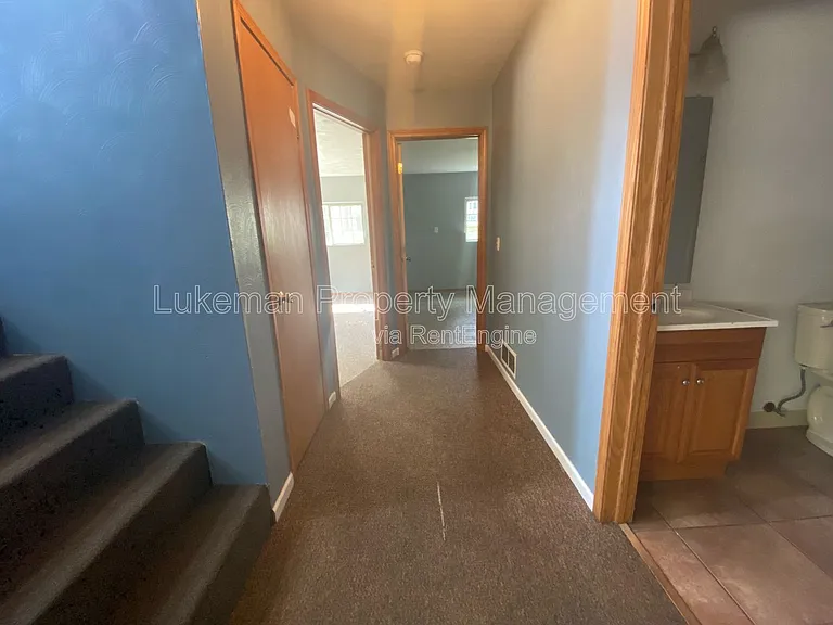 1201 Lafayette Ave — Photo 24