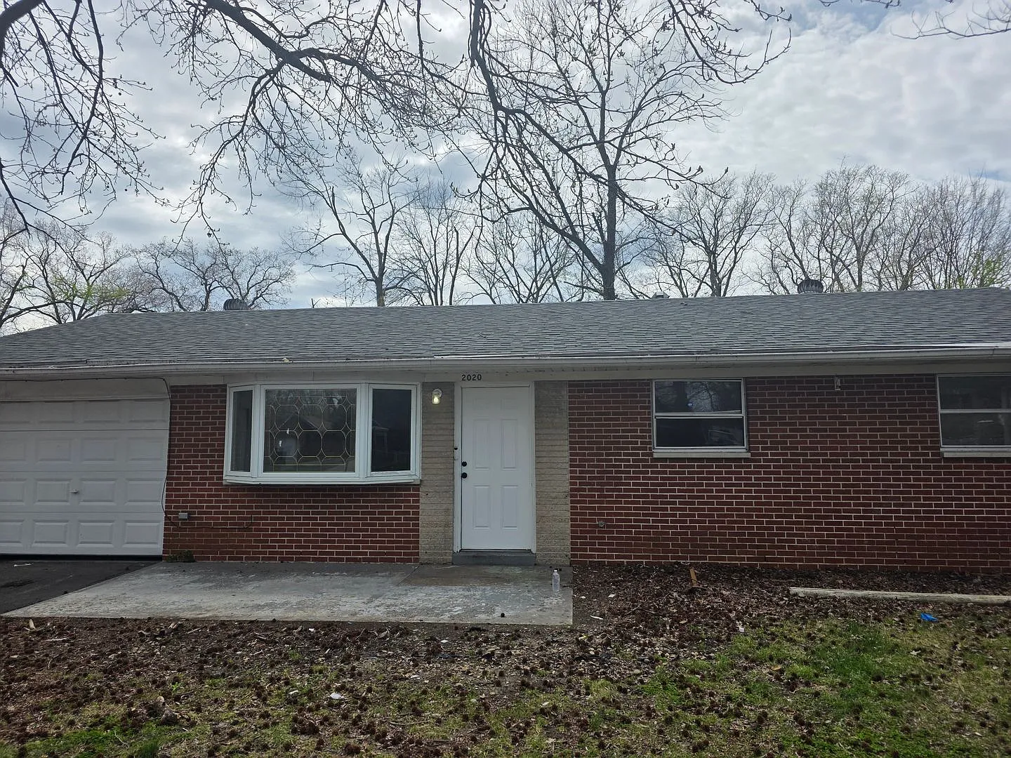 Spacious 3br 1 ba! — Photo 1