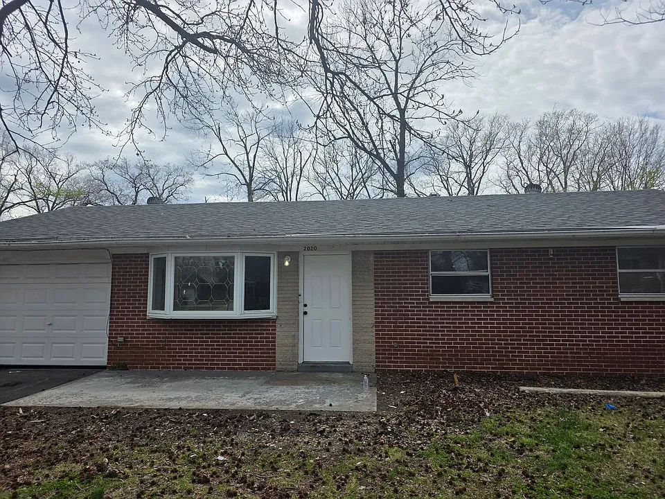 2020 Louise Ave