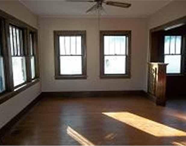 2nd image of 3129 Jennings St