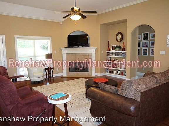 3rd image of 3340 Mountain Ash Dr