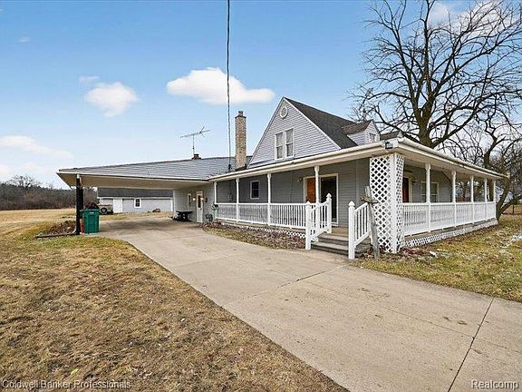 4th image of 44103 Tyler Rd