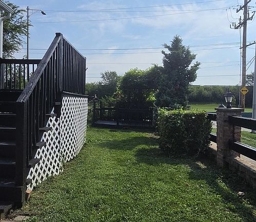5th image of 7000 W 71st Pl