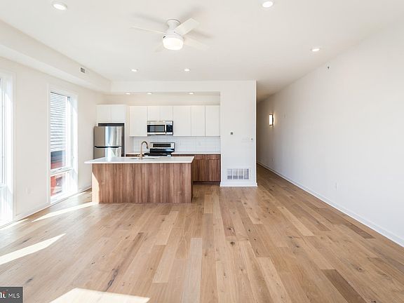 4th image of 1416 Frankford Ave APT 302