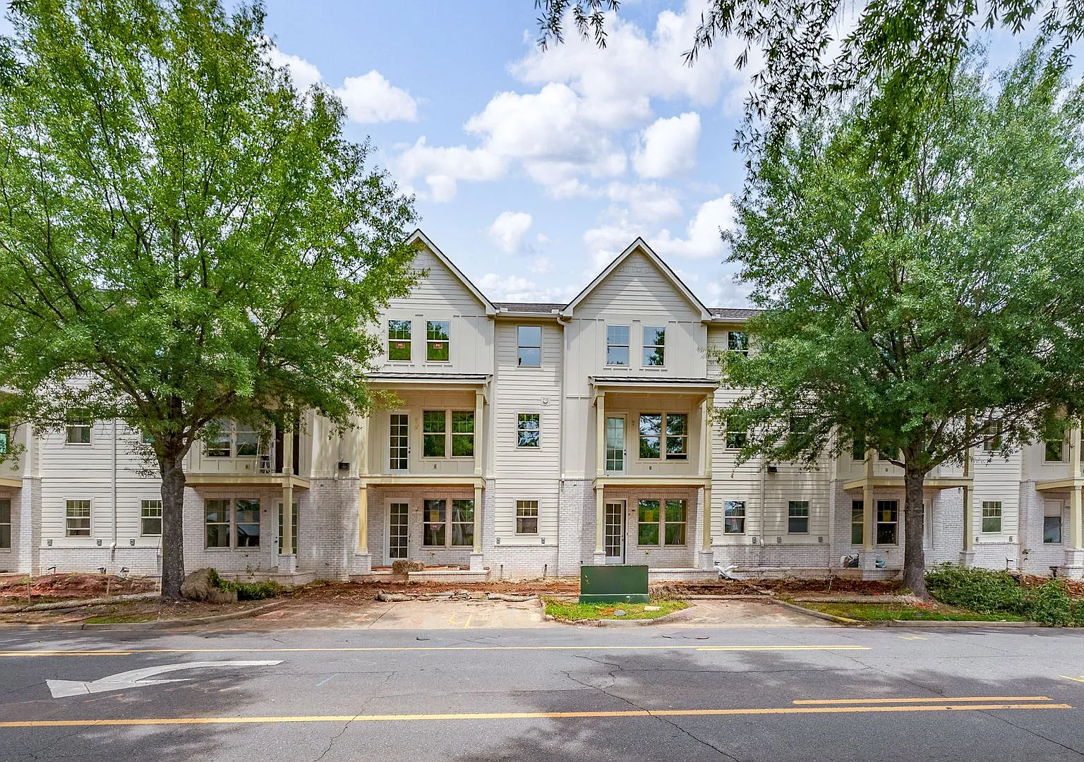 1468 Paul W Bryant Drive — Photo 1