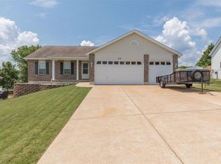 519 Santschi Dr, Herculaneum, MO 63048