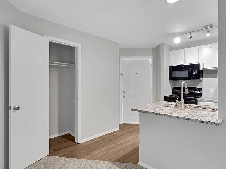 The Randolph- 1 Bed, 1 Bath