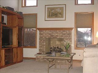 3rd image of 7655 Richardson Ln