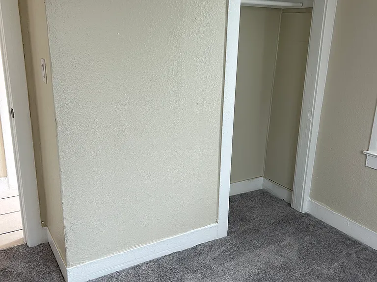 1135 Florida St — Photo 9