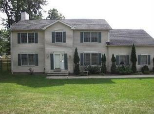 471 Valley Rd, Gillette, NJ 07933