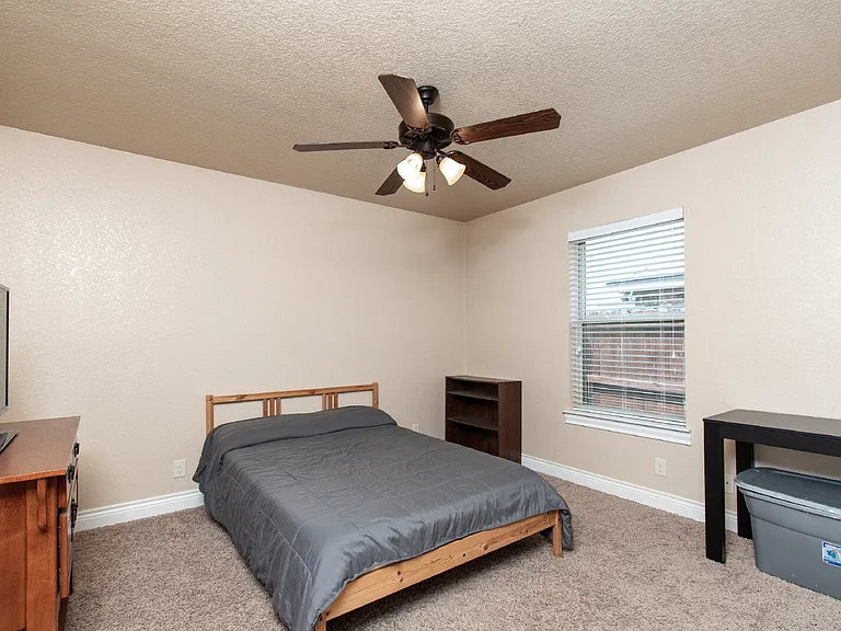 2513 Jackson Dr — Photo 19