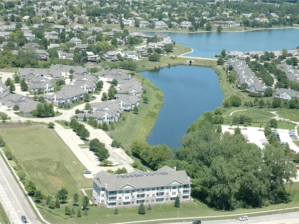 14100 Pinnacle Pointe Dr Unit 308, Clive, IA 50325