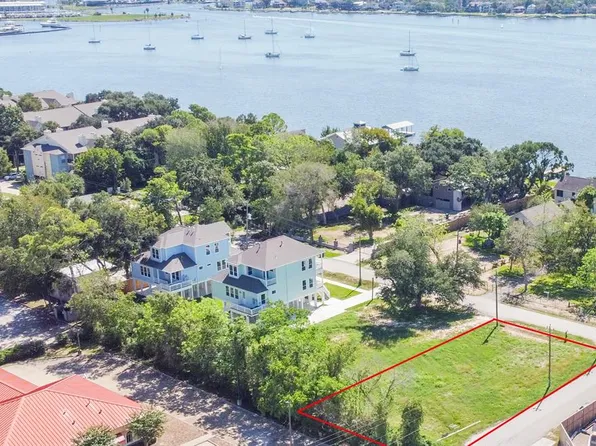 2934 Seargent Street, Seabrook, TX 77586