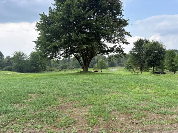 9749-9801 Moses Rd, Springboro, PA 16435