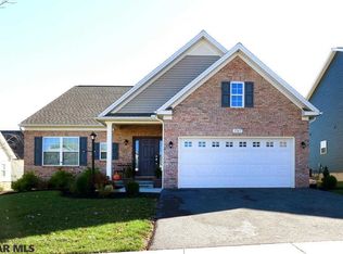1767 Woodledge Dr, State College, PA 16803