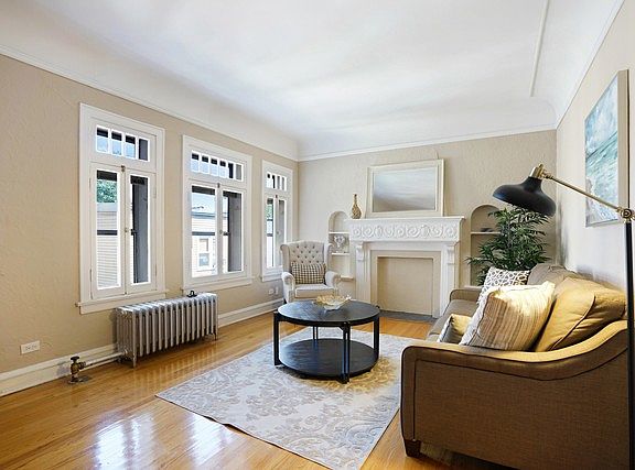 2nd image of 1421 W Thome Ave APT 2S