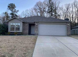 1312 Crossing Loop, Bryant, AR 72022