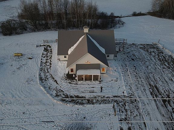 4th image of 3639 Beaver Rd