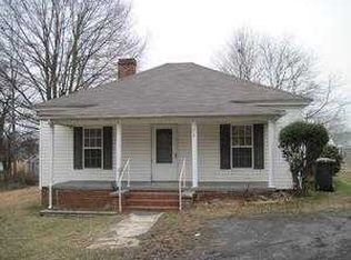 110 Slayton St, Eden, NC 27288