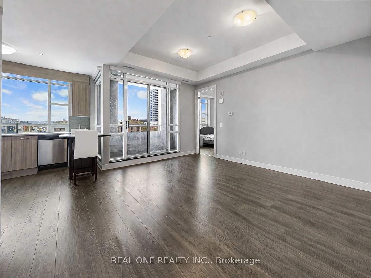 2 bed, $2,300 — Photo 3