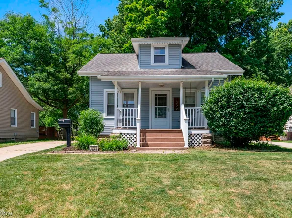 1222 Iroquois Ave, Mayfield Heights, OH 44124