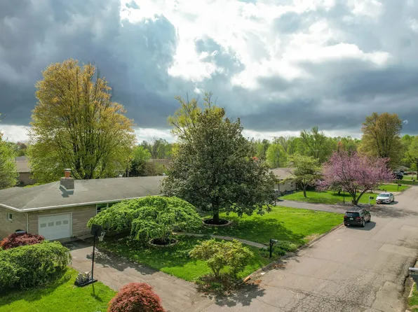 1932 Adams Dr, Madison, IN 47250
