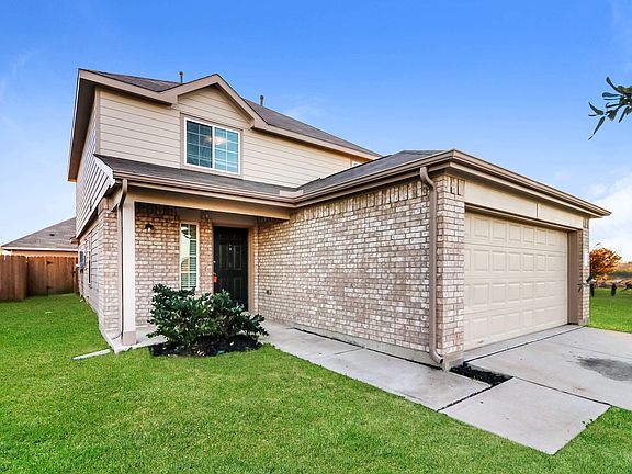 3rd image of 24451 Dolce Marina Ct