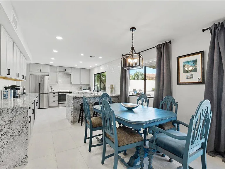 1745 N La Rosa Dr — Photo 10