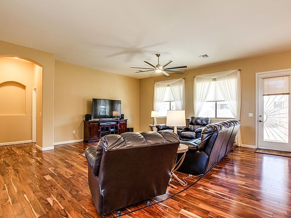 3rd image of 11853 W Ferndown Dr