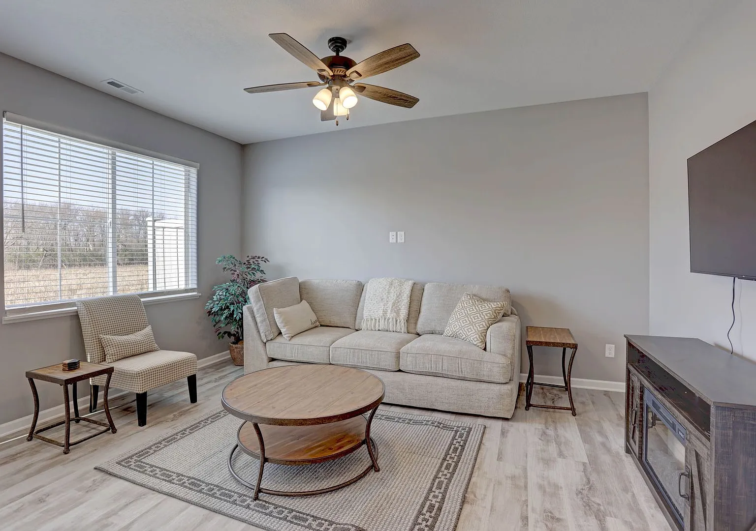 New-Willow Cascades Townhomes! — Photo 2